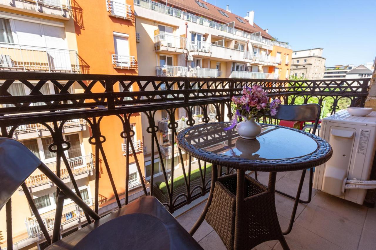 Garys Bright And Spacious Two Bedroom Flat Near Danube Budapest Luaran gambar